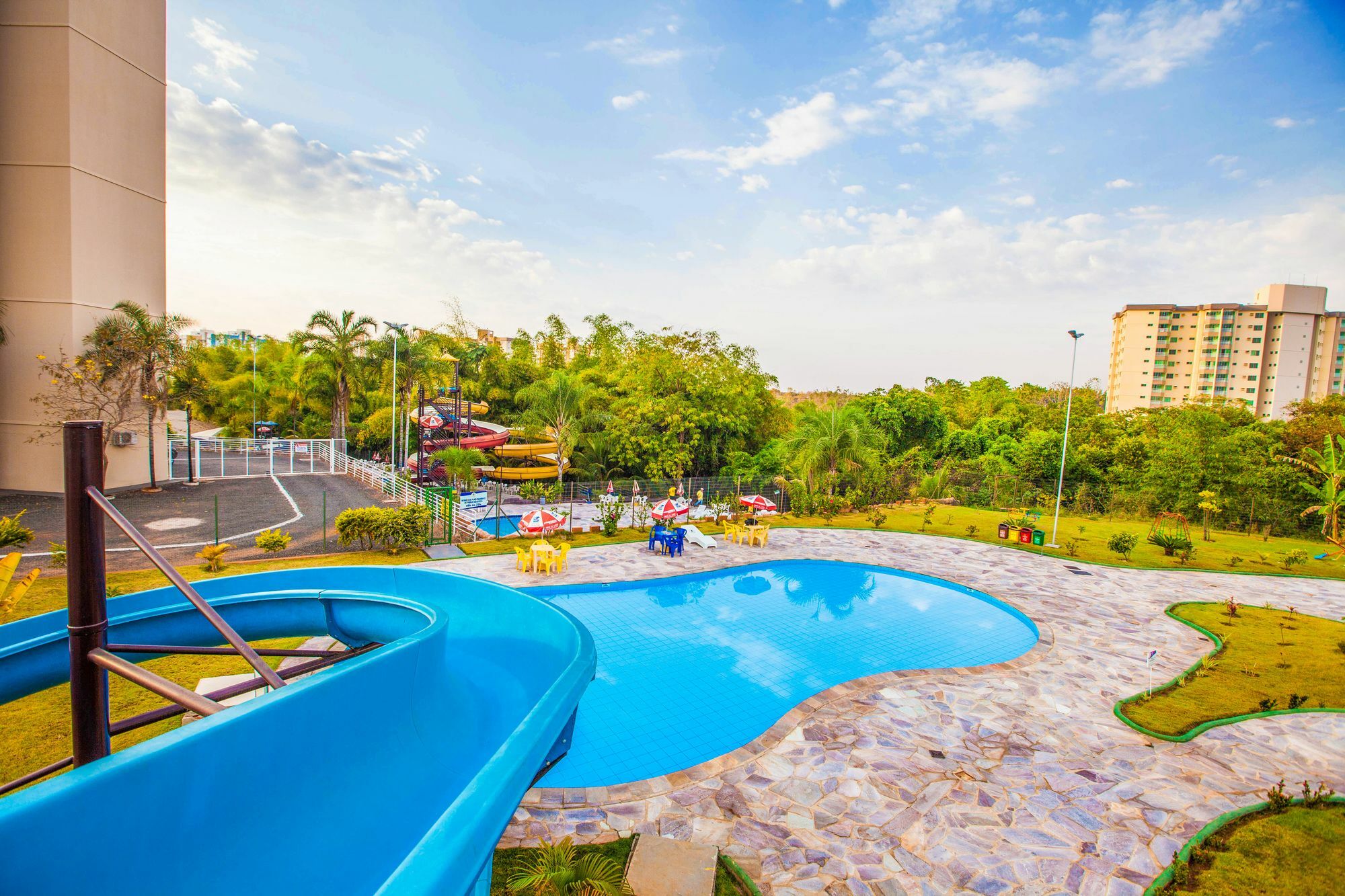 Golden Dolphin Express Hotel