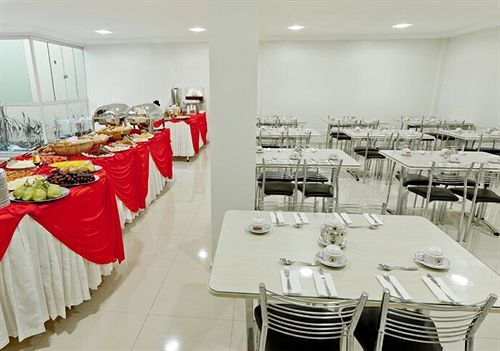 Golden Dolphin Express Hotel 3*